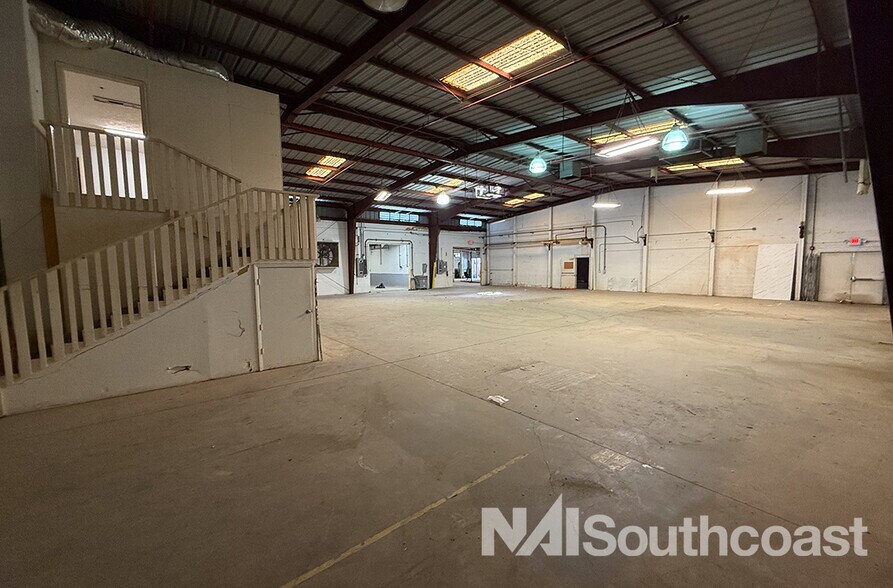 More Photos Of 2610 Orange Ave, Fort Pierce Warehouse For Lease