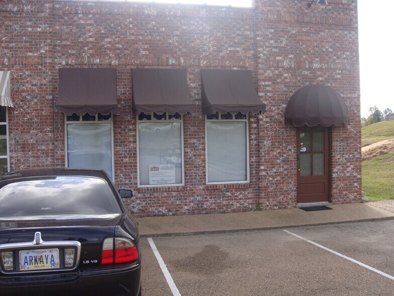 Primary Photo Of 5620 I 55 S, Byram Office For Lease