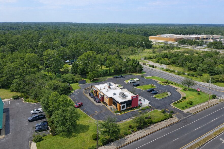 More Photos Of 69 Route 73, Voorhees Fast Food For Sale