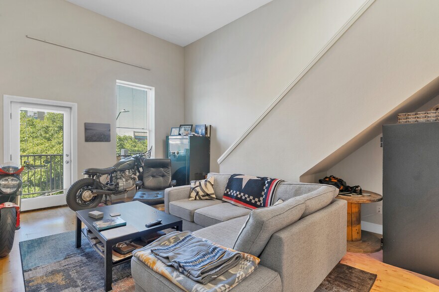 More Photos Of 145 Liberty St NE, Salem Apartments For Sale