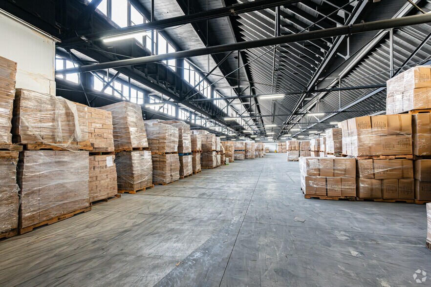 More Photos Of 110 N Third Ave, Upland Warehouse For Sale