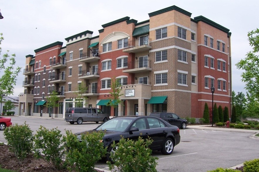 More Photos Of 19806 S Wolf Rd, Mokena Apartments For Lease