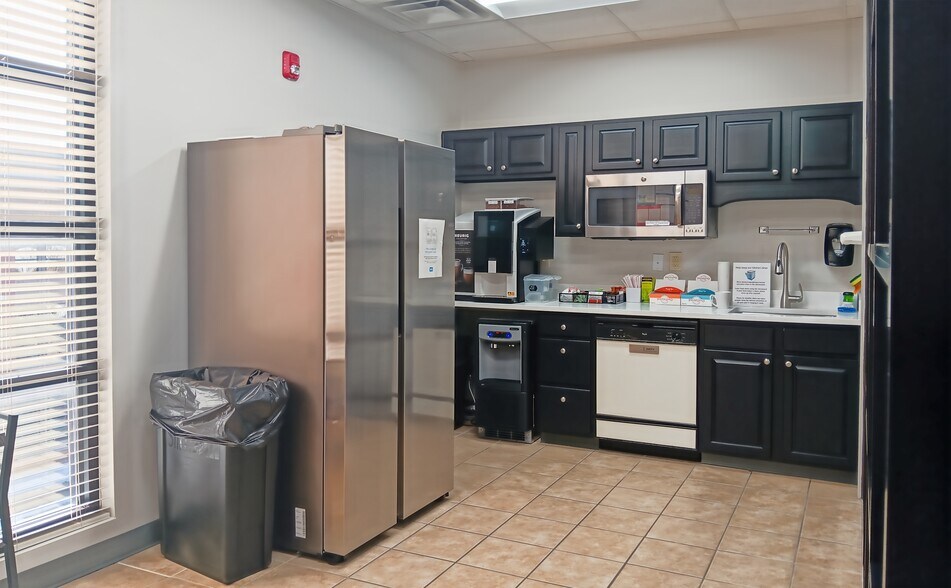 More Photos Of 1040 Monarch St, Lexington Coworking Space