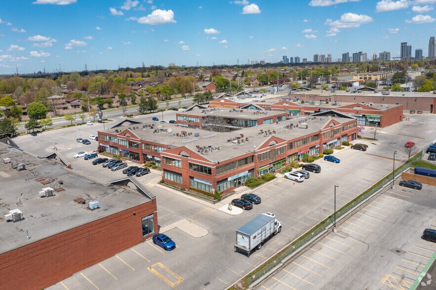 More Photos Of 1100 Burnhamthorpe Rd W, Mississauga General Retail For Lease