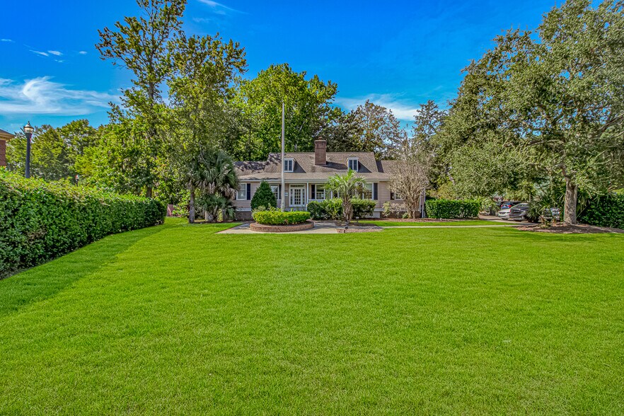 More Photos Of 955 Riverwood Dr, Murrells Inlet Office For Lease