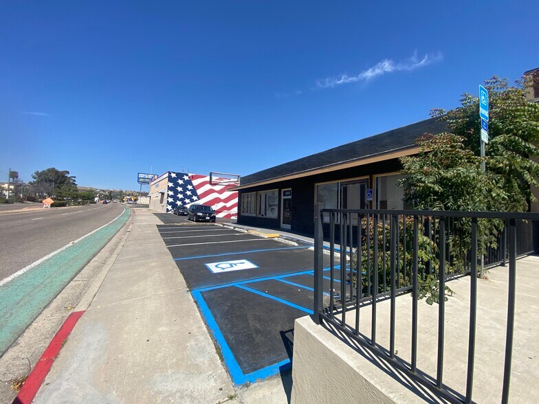 More Photos Of 2855 Lemon Grove Ave, Lemon Grove Storefront For Sale