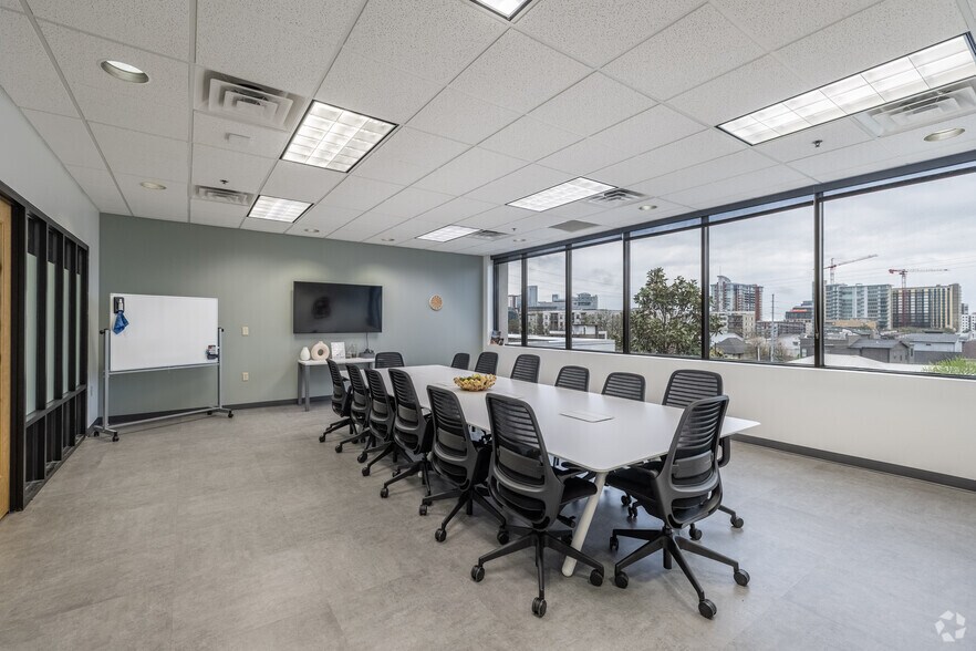 More Photos Of 1 Music Cir N, Nashville Coworking Space