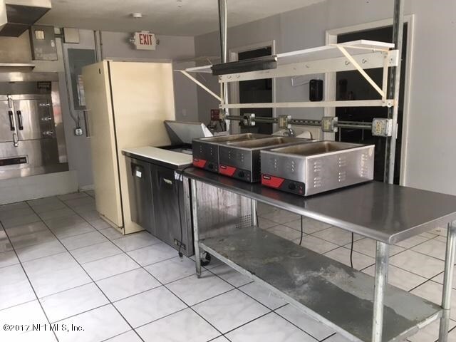 More Photos Of 413 Elm St, Welaka Freestanding For Sale