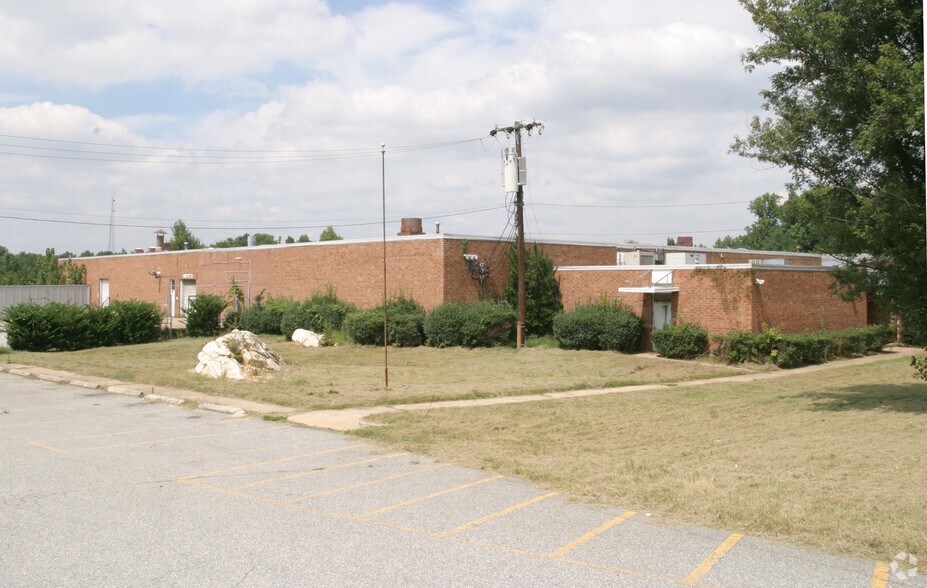 More Photos Of 1708 Fairfax Rd, Greensboro Manufacturing For Sale