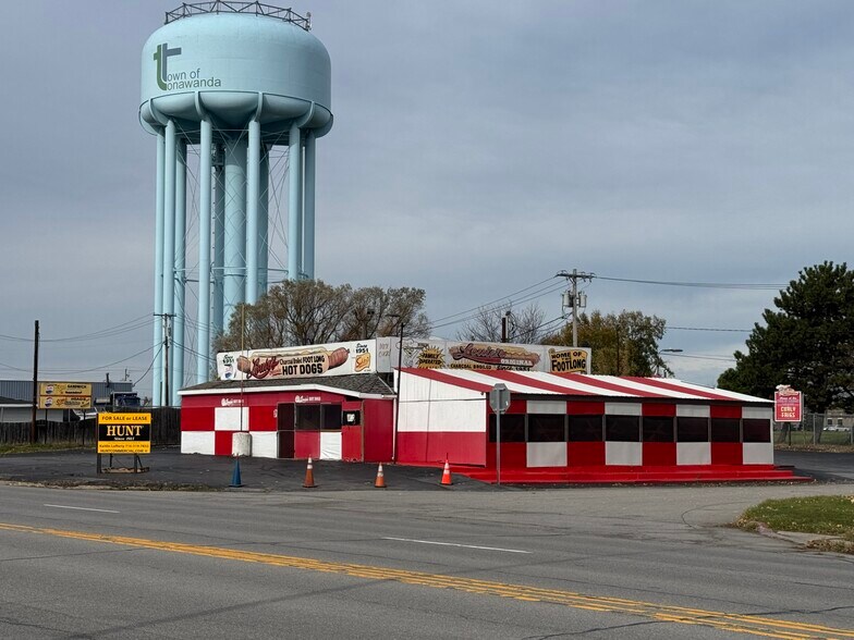 More Photos Of 69 Grand Island Blvd, Tonawanda General Retail For Sale