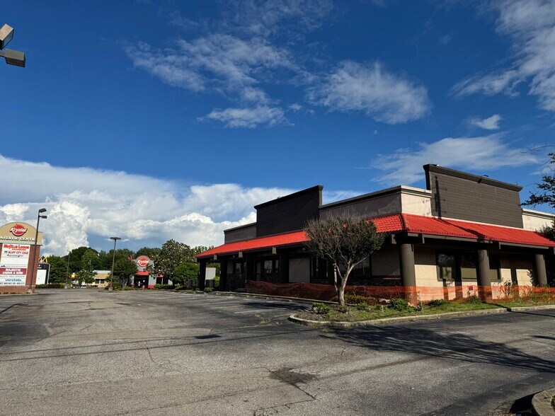 Primary Photo Of 7065 Winchester Rd, Memphis General Retail For Sale