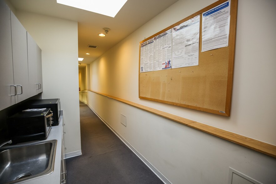 More Photos Of 1118 E Columbia Ave, Philadelphia Office For Lease