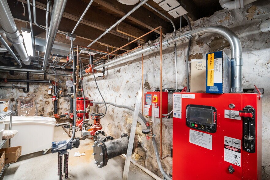 More Photos Of 2102 Highway 164, Richfield Restaurant For Sale