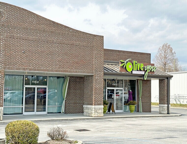 More Photos Of 116 Meridian Way, Richmond Storefront Retail Office For Lease