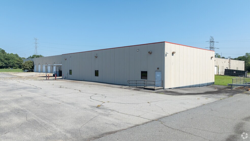 More Photos Of 1035 Mecklenburg Hwy, Mooresville Manufacturing For Sale