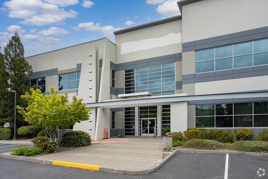 More Photos Of 3880 Brickway Blvd, Santa Rosa Office For Lease