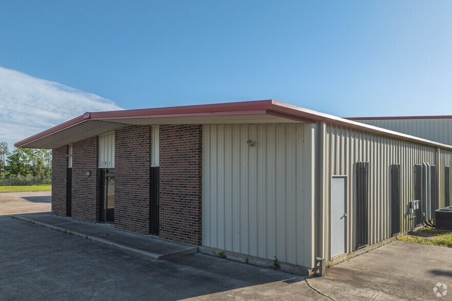 Primary Photo Of 101 Highway 146, Texas City Manufacturing For Sale