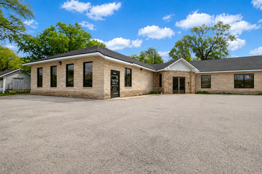 Primary Photo Of 4061 Richard Gordon Hatcher Blvd, Gary Flex For Sale