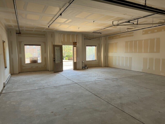 More Photos Of 9406 Mosaic Hts, Fountain Flex For Lease