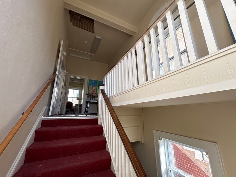 More Photos Of 5502 Noyes Ave, Charleston Specialty For Sale