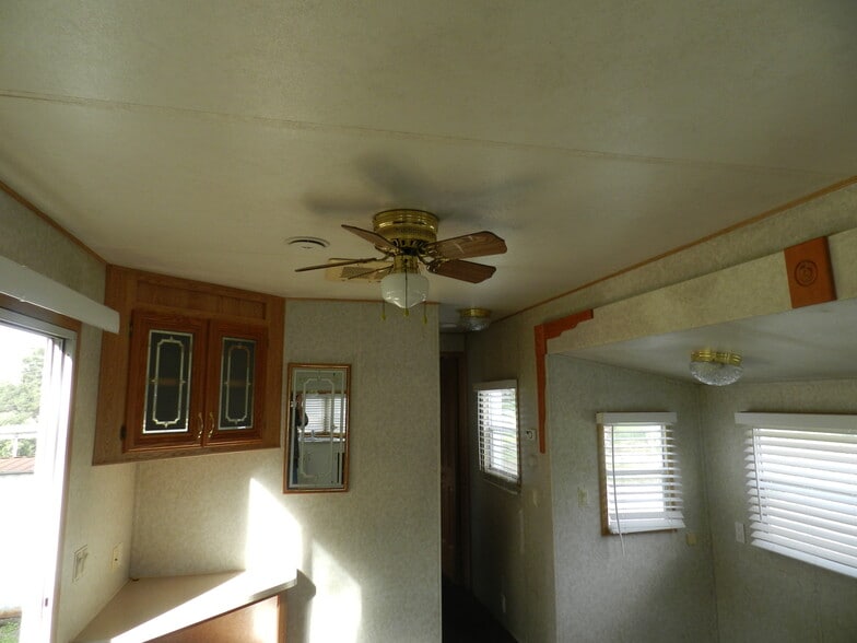 More Photos Of 17663 Vierra Canyon Rd, Salinas Manufactured Housing Mobile Home Park For Sale