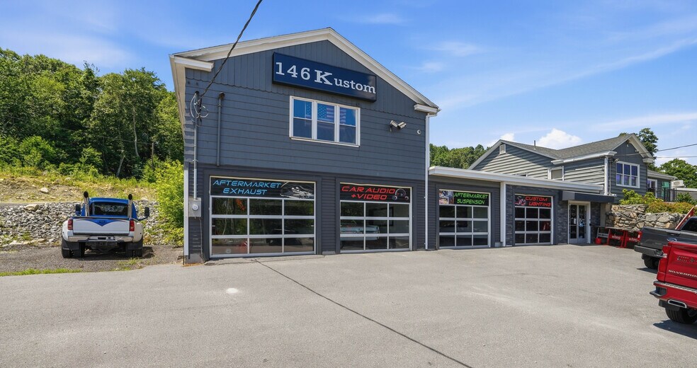 More Photos Of 1097 Eddie Dowling Hwy, North Smithfield Service Station For Sale