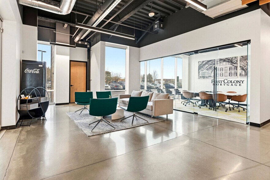 More Photos Of 2100 W Pleasant Grove Blvd, Pleasant Grove Office For Lease