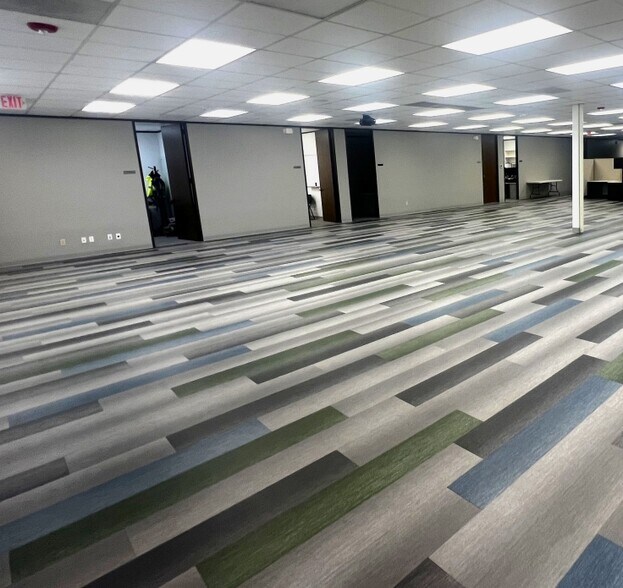 More Photos Of 15603 W Hardy Rd, Houston Unknown For Lease