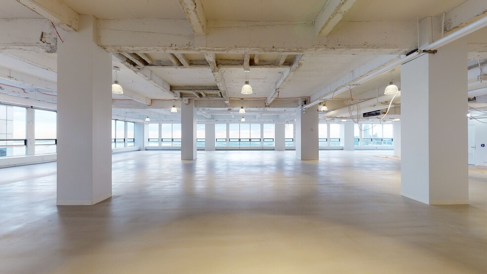 More Photos Of 1 Battery Park Plz, New York Office For Lease