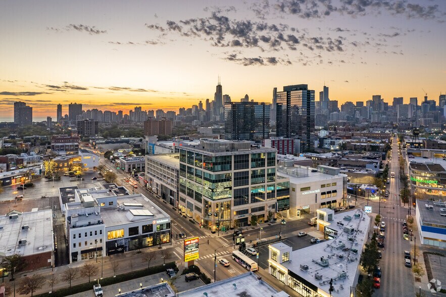 More Photos Of 915-939 W North Ave, Chicago Office For Sale