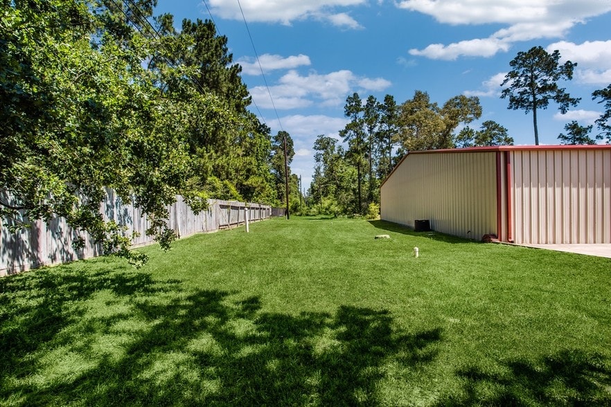 More Photos Of 28925 Nichols Sawmill Rd, Magnolia Warehouse For Sale