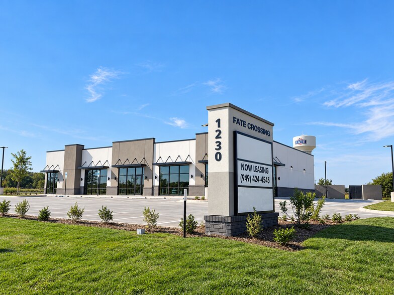 More Photos Of 1230 Memorial Pky, Royse City Freestanding For Lease