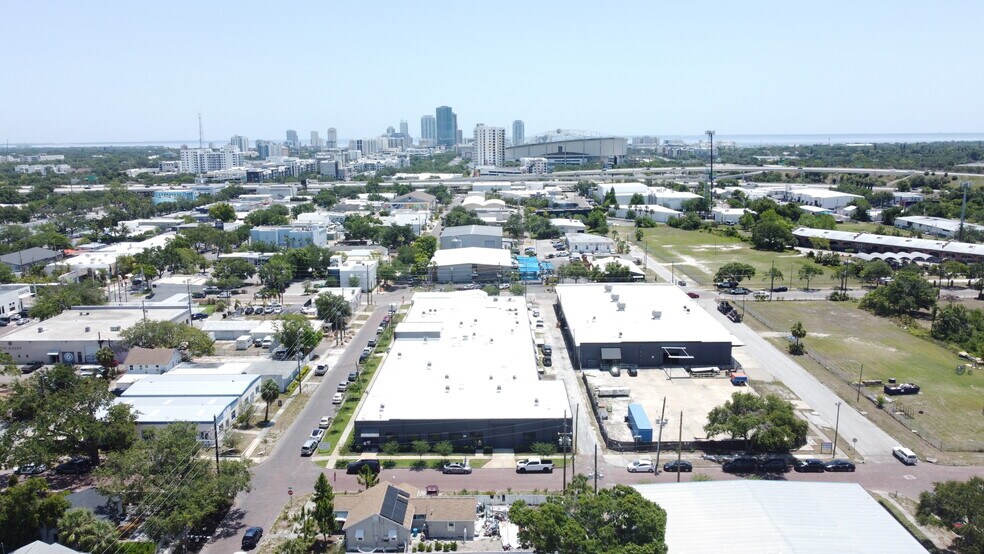 More Photos Of 2200 2nd Ave S, Saint Petersburg Flex For Lease