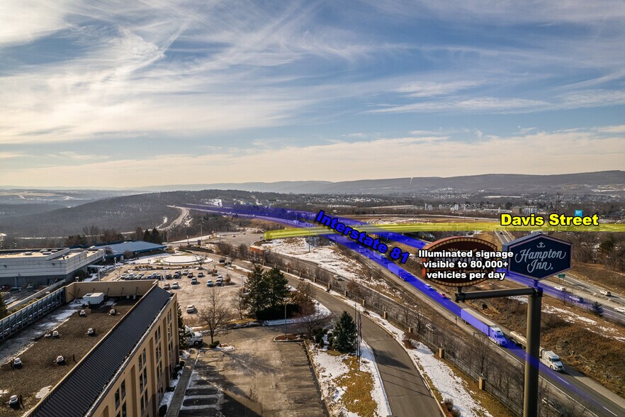 More Photos Of 20 Montage Mountain Rd, Moosic Restaurant For Lease