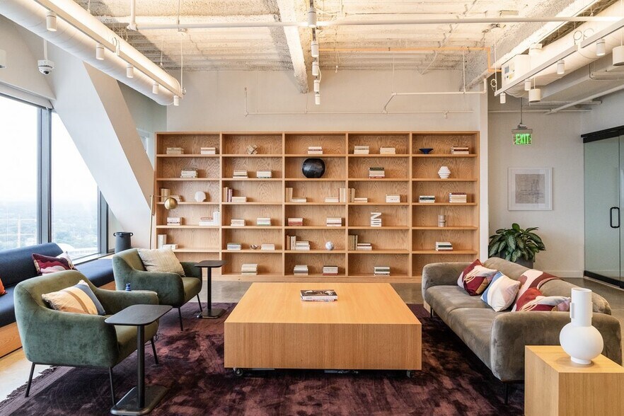 More Photos Of 101 Marietta St NW, Atlanta Coworking Space