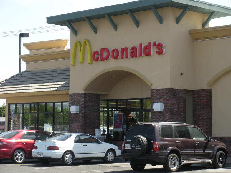 More Photos Of 801 Oakdale Rd, Modesto Unknown For Lease