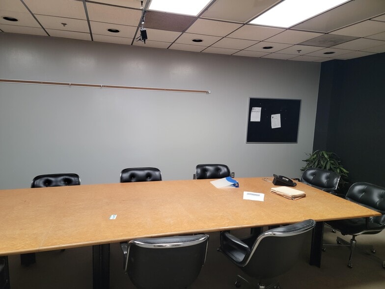 More Photos Of 917 Liechty Rd, Berne Office For Lease