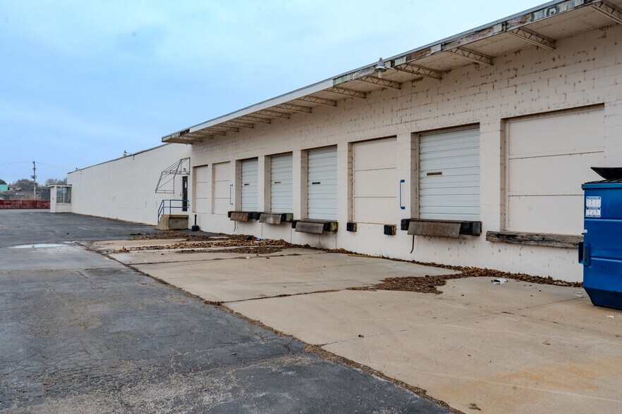 More Photos Of 1230 Macklind Ave, Saint Louis Coworking Space