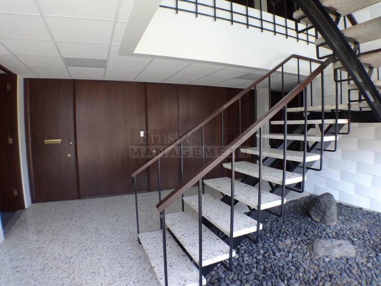 More Photos Of 3646 Long Beach Blvd, Long Beach Loft Creative Space For Lease