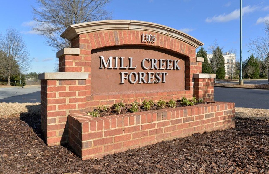 More Photos Of 1305 Mall of Georgia Blvd, Buford Office For Lease