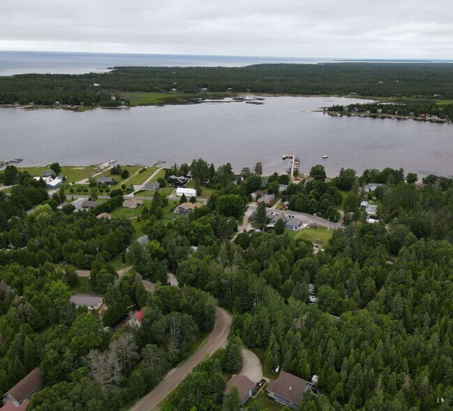More Photos Of 817 Pike Bay Rd, Northern Bruce Peninsula Trailer Camper Park For Sale