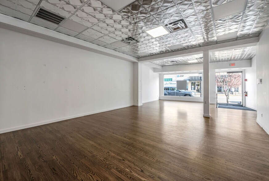 More Photos Of 146 Westwood Ave, Westwood Storefront For Lease