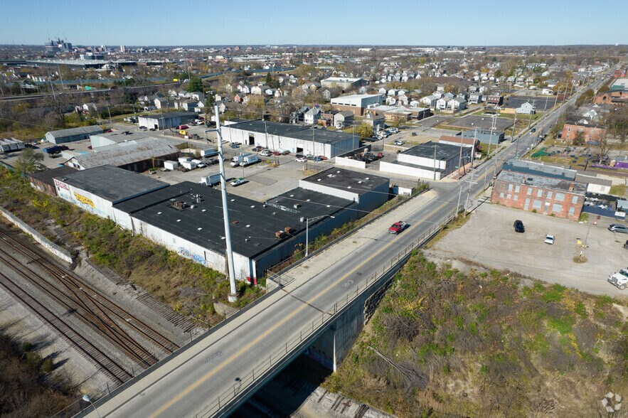 More Photos Of 875 Reynolds Ave, Columbus Warehouse For Sale