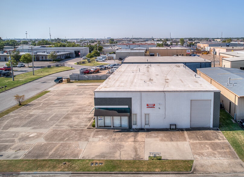 More Photos Of 4404-4408 S 100th Ave, Tulsa Warehouse For Sale