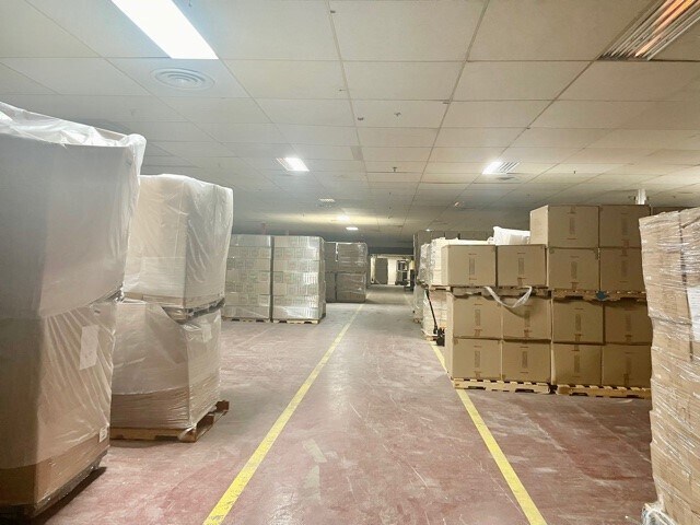 More Photos Of 2501 Millers Ln, Louisville Warehouse For Lease