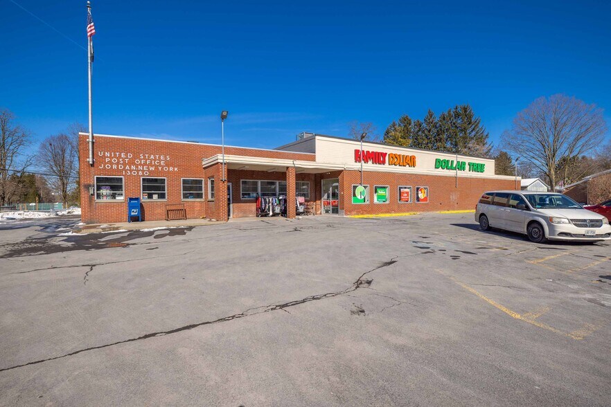 More Photos Of 9 Mechanic St, Jordan Freestanding For Sale