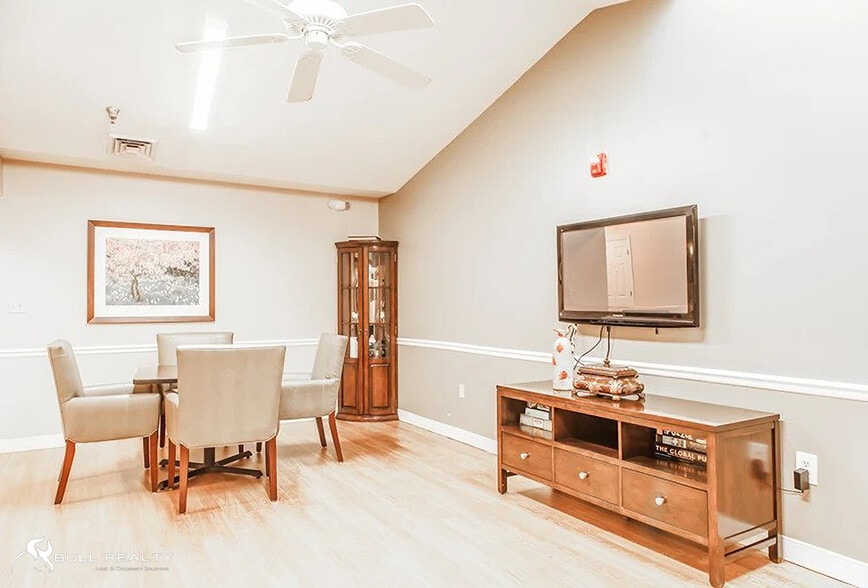 More Photos Of 2333 Ashley River Rd, Charleston Assisted Living For Sale