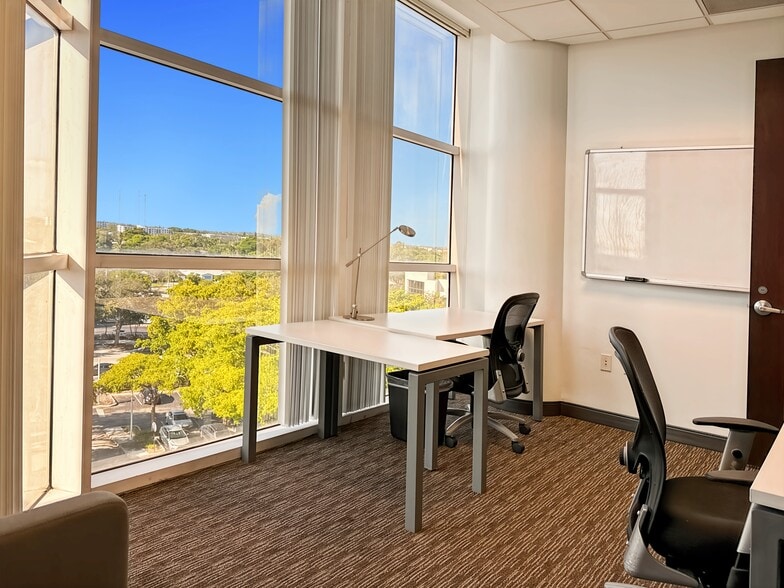 More Photos Of 4000 Hollywood Blvd, Hollywood Coworking Space