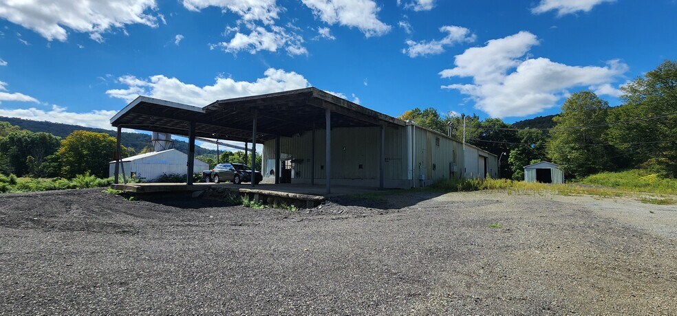 More Photos Of 3886 PA-92 N, Nicholson Warehouse For Lease