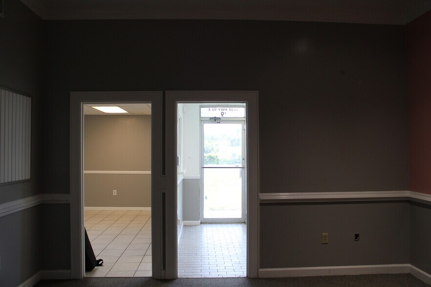 More Photos Of 3632 US Highway 92 E, Lakeland Storefront Retail Office For Lease